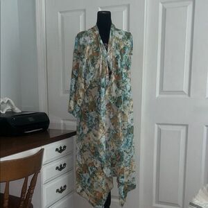 LuLaRoe Floral Shirley in Green and Cream F